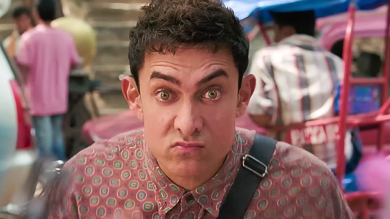 Aamir Khan Reveals Untold Story of PK: Why the Second Half Was Changed After Akshay Kumar’s Oh My God! Release 1 aamir-khan-pk-second-half-changed-because-of-pk