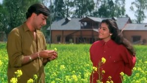 Ajay Devgn and Kajol in a scene from Pyaar Toh Hona Hi Tha, directed by Anees Bazmee.