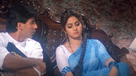 sridevi-asked-director-to-make-akshay-kumar-rehearse-more-after-he-took-36-takes-for-scene-in-meri-biwi-ka-jawaab-nahin