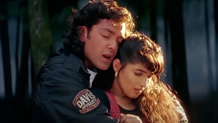 bobby-deol-heard-over-100-songs-during-barsaat-sitting