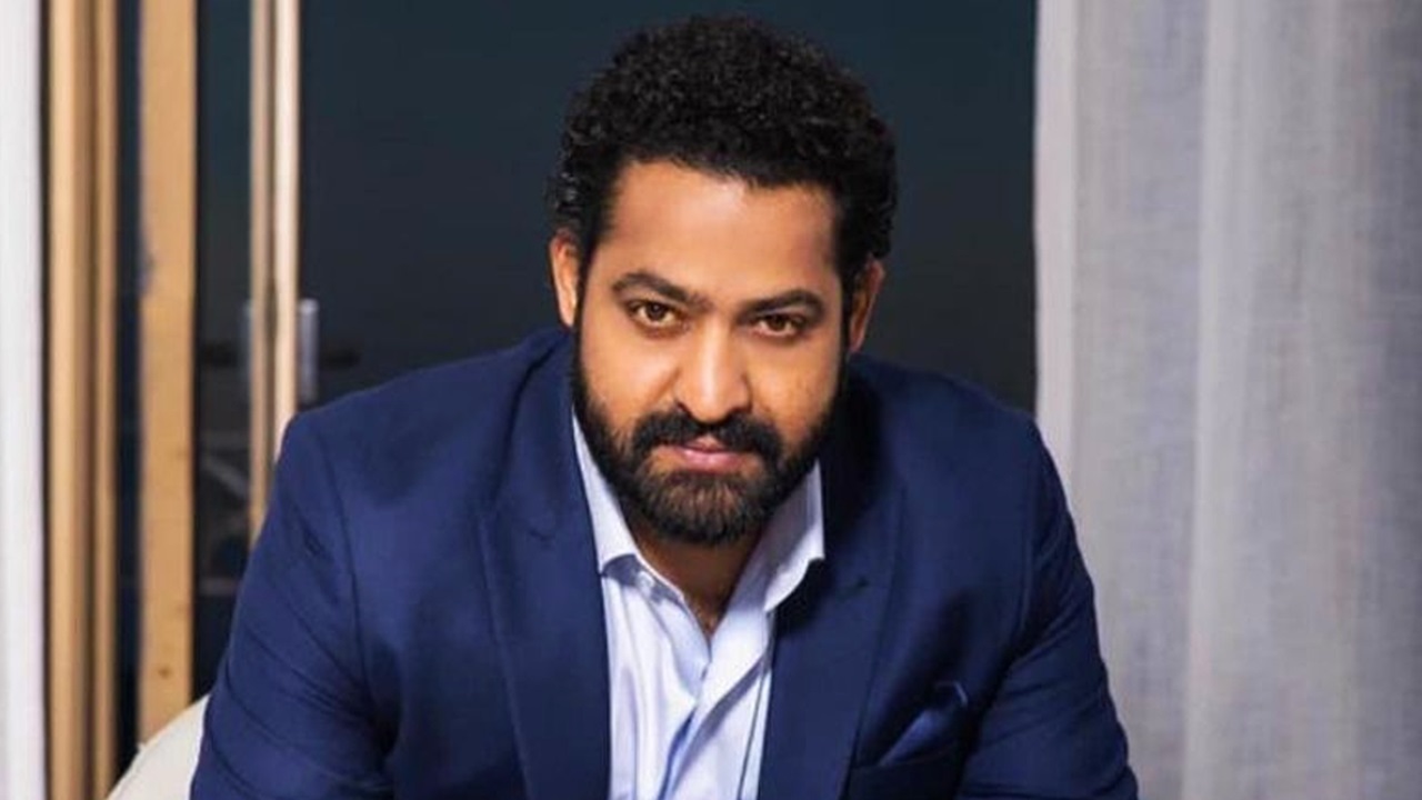 jr-ntr-disagreed-with-ayan-mukerji-war-sets