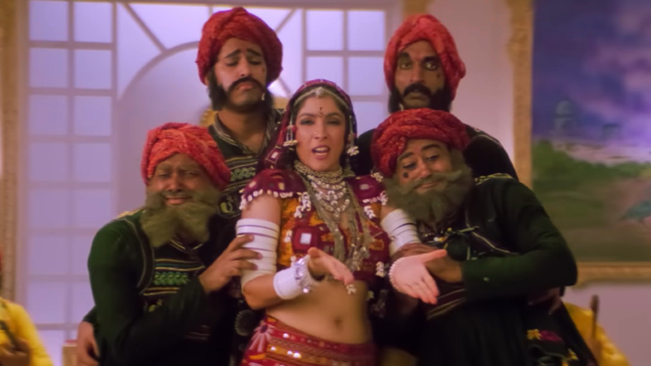 Neena Gupta Shares How She Got Angry Over Subhash Ghai’s ‘Look Fuller’ Costume Demand For Khalnayak’s 'Choli Ke Peeche' 1 Neena Gupta Was Asked To Wear Padded Bra Choli Ke Peeche