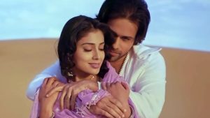 Shriya Saran and Emraan Hashmi in a still from Mohit Suri's 2007 film Awarapan