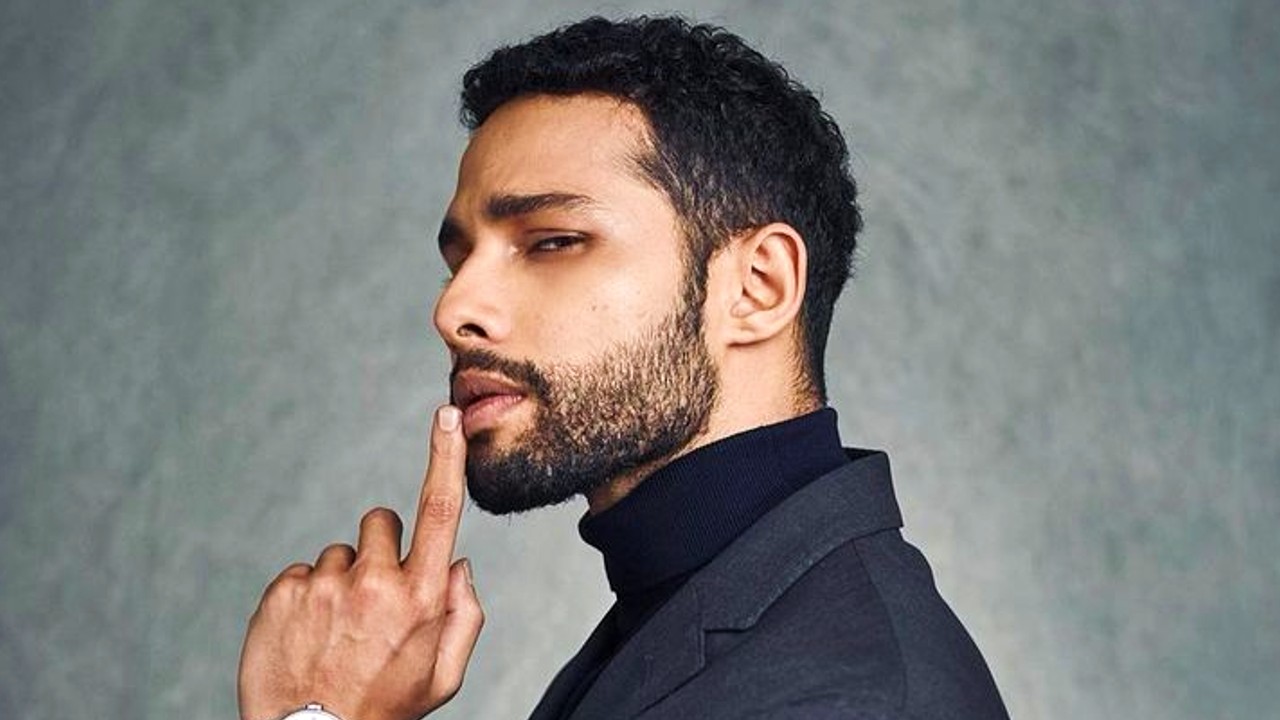 siddhant-chaturvedi-discouraged-by-his-father-to-sign-brahmastra