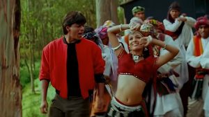 SRK’s Chaiyya Chaiyya Song From Dil Se: Sukhwinder Singh’s ‘Yaar-E-Misaal-E-Oos Chale’ On High Pitch Was AR Rahman’s Idea; The Maestro Had Tears In His Eyes After Recording Shah Rukh Khan and Malaika Arora in a song still from Dil Se.