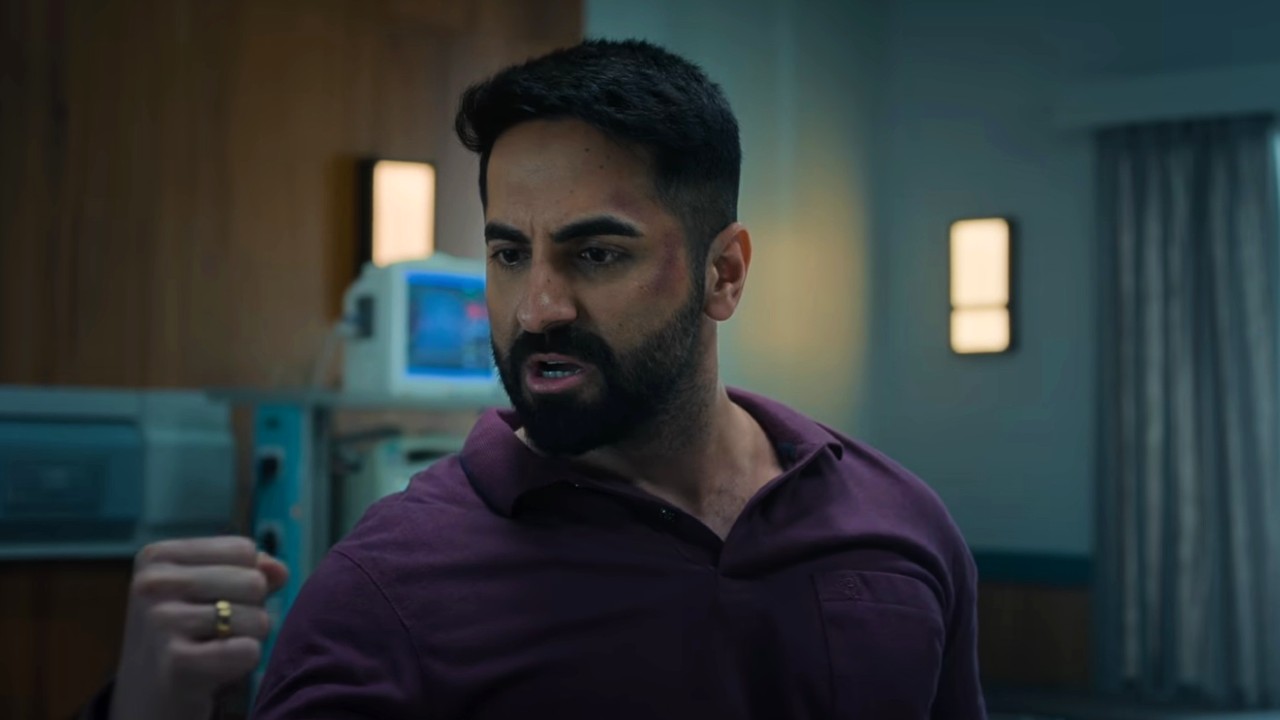 Udta Teer Movie Review: Ayushmann Khurrana-Sara Ali Khan’s Spy Comedy Catches Amnesia From Its Own Hero 2 Ayushmann Khurrana in a funny scene from Udta Teer