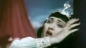 Vyjayanthimala Worked With Real Snakes In Nagin